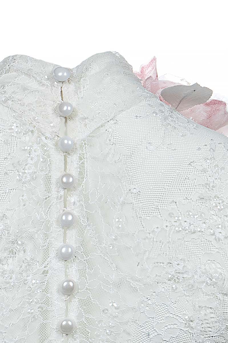 Chantilly Lace Body detail